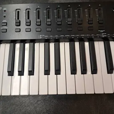 M-Audio - OXYGEN49 MKV 2